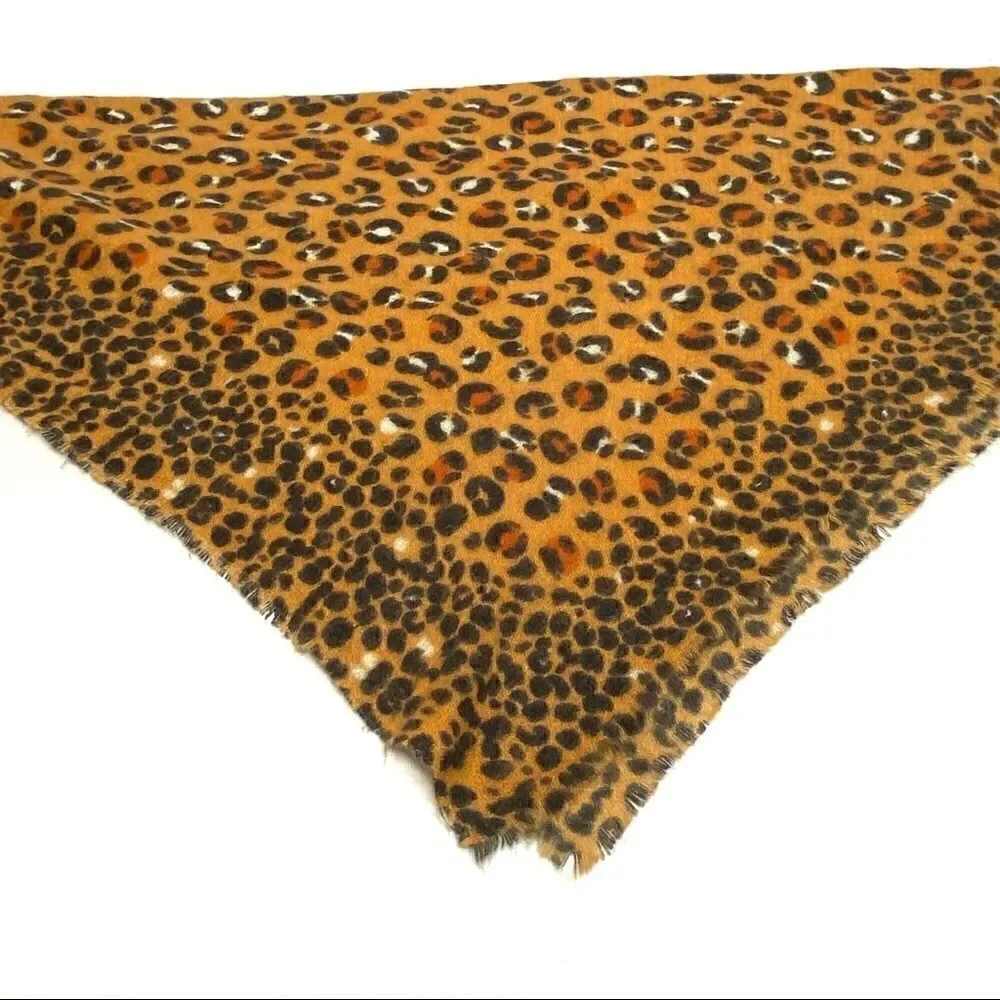 Zara accessories leopard print scarf size 32” X 31”